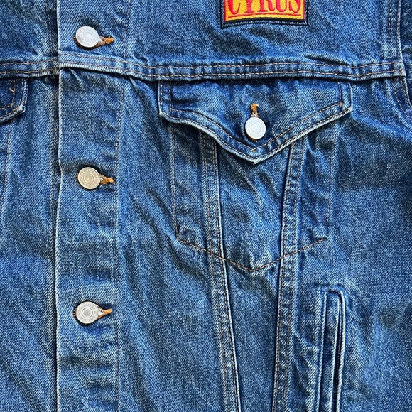 Vintage International Denim Concert Jacket feat. Billy Ray Cyrus Embroidery - Picture 4 of 8